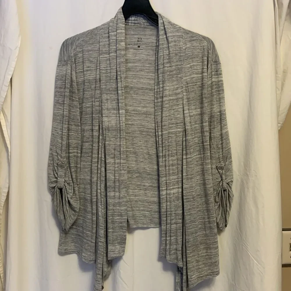 NEW YORK & COMPANY Women's Cardigan and Black Tank Top Chic Layering Set